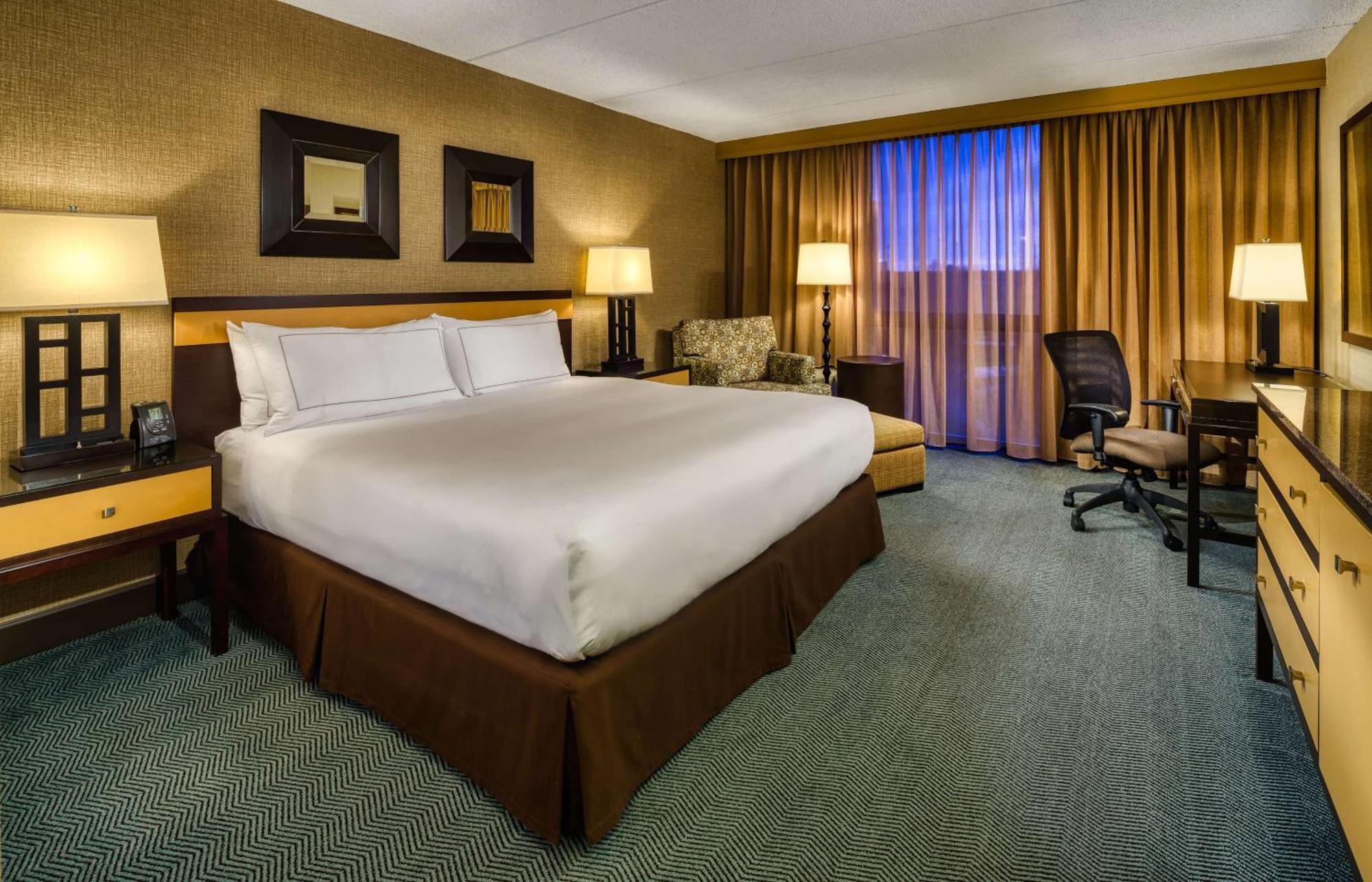 Hotel Doubletree By Hilton Chicago - Arlington Heights Exterior foto