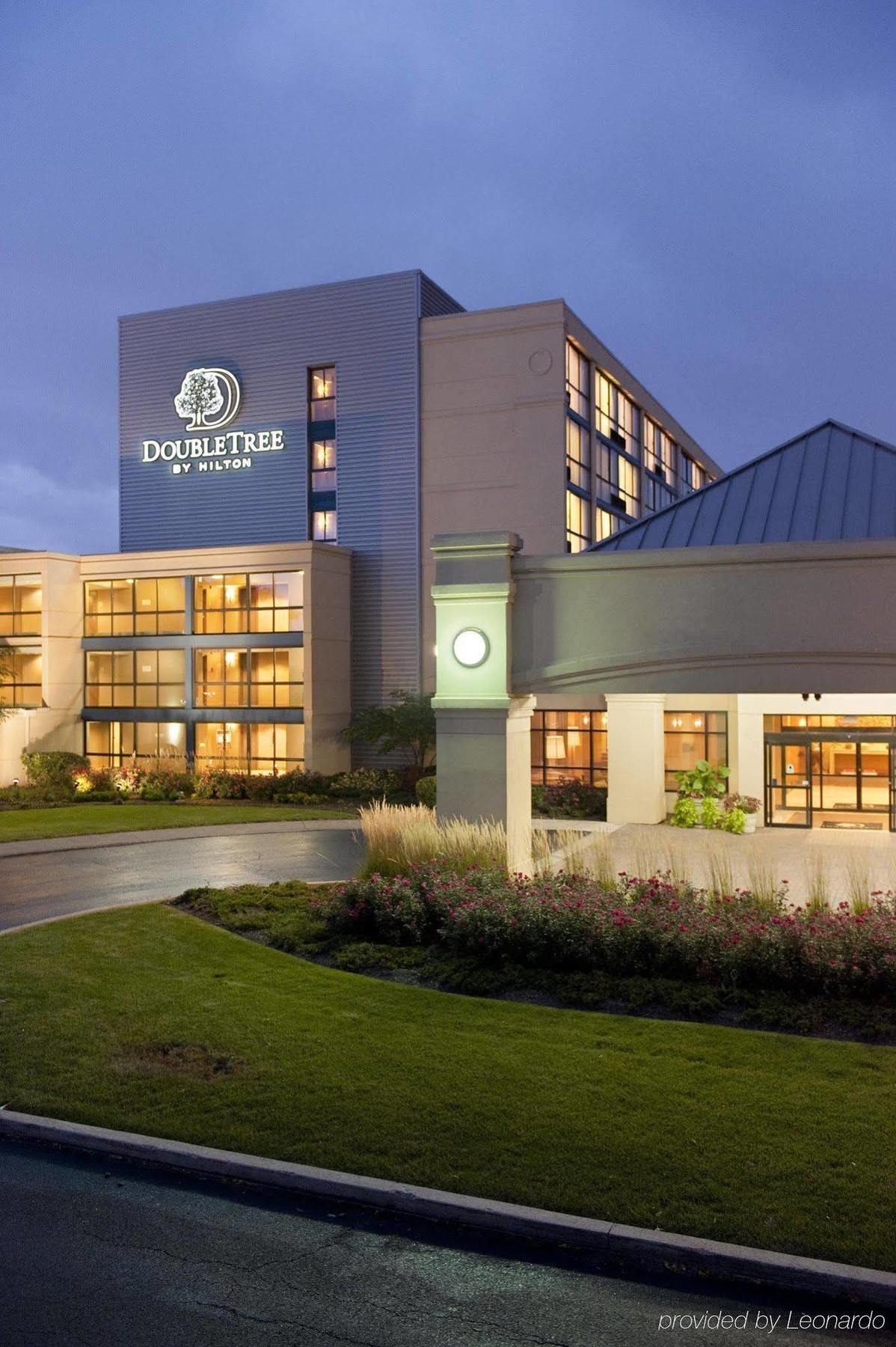 Hotel Doubletree By Hilton Chicago - Arlington Heights Exterior foto